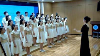 歌声里的强国梦  音符中的爱国情