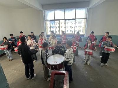 百花齐放 社团活动点亮成长时光