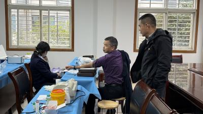 马鞍乡：献血十七年  59岁的他这样说