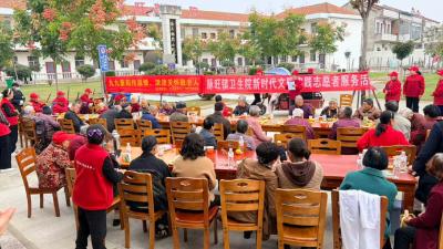 情暖重阳，医养相伴——脉旺镇医养中心为老人过重阳节