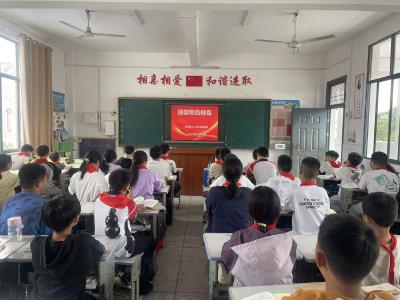 湾潭：三汊中心小学开展校园违禁物品专项排查行动