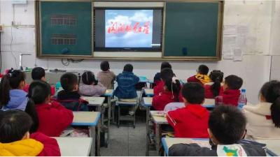 仙女山二小：红色基因要代代相传