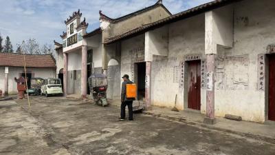 开展寺庙消杀行动 筑牢宗教场所健康防线  