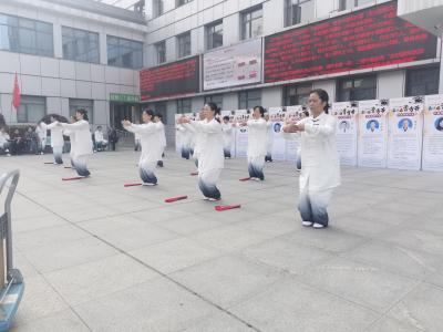 汉川市人民医院第十三届膏方节启幕，中医名家坐镇，市民热捧养生盛宴！