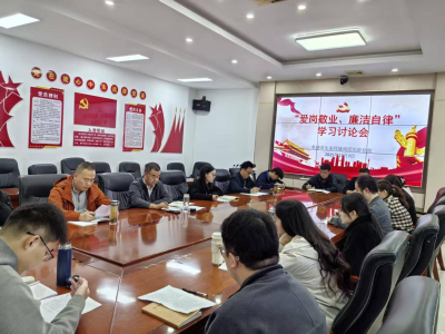 筑牢思想根基　激发青春力量