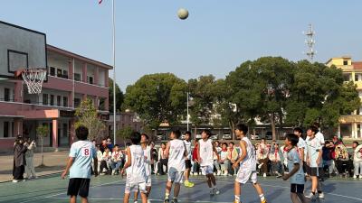中洲小学vs胜一中心小学，篮球赛上显风采