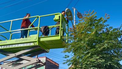 古渡社区：39盏新路灯“上岗” 照亮居民“幸福路”