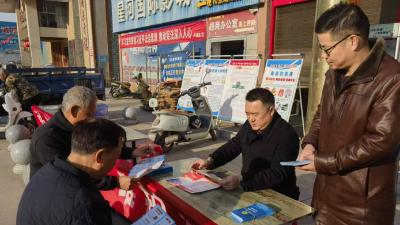 宪法护航+ 防艾同行 汉川经开区多部门联合筑牢平安防线