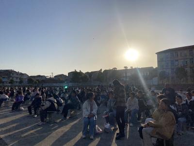 青春飞扬展风采，快乐成长谱新篇