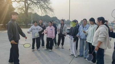 汉川市南河中学社团活动活力绽放