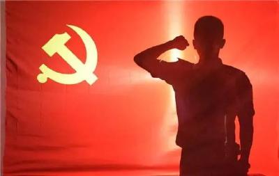 网评：用心用情保民生 恪尽职守显担当