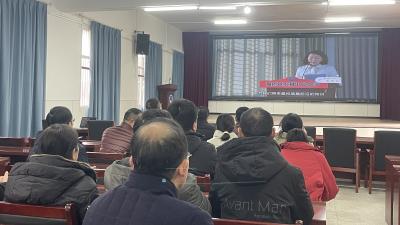 线上专题培训 共筑校园安全防线