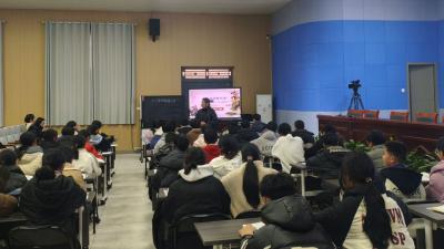 汉川市分水中学：文韵绽赛场 匠心育新苗