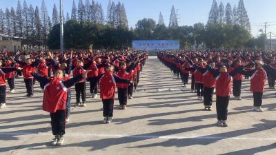 汉正小学大课间操比赛活力开赛