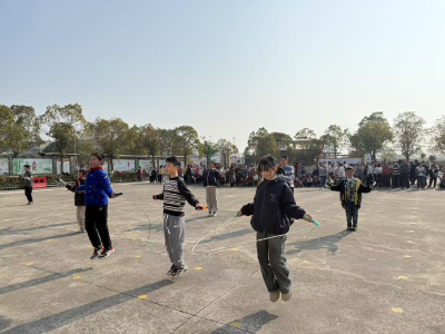 杨林沟镇：冬天来了，跳、跳、跳、跳起来