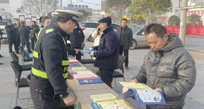 禁毒、反诈、交管三部门齐聚庙头，提高群众安全意识