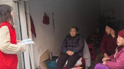 六合垸社区开展“三个户户”走访