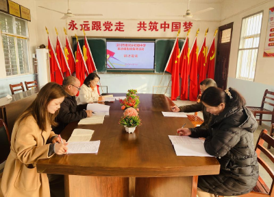 南河中学开展集体备课活动