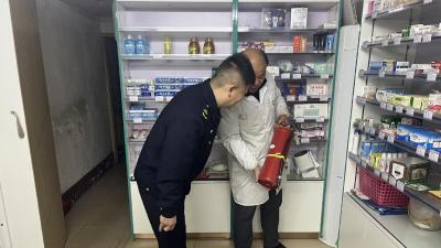 脉旺镇全员出动 全覆盖排查 筑牢安全防线