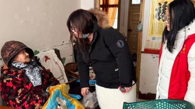 山后湾社区为孤寡老人筑牢