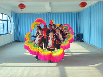 湾潭乡老年大学举办2025年秋季班结业汇演