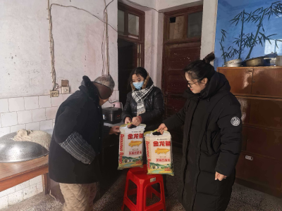 低温雨雪送温暖 分水镇情系特殊群体过冬安全