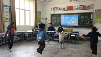 “这样的考试太好玩了，我一点也不紧张”