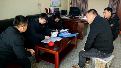 新堰镇中心小学迎接教育资助工作专项检查