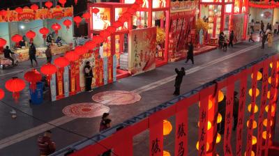 湖北汉川：解锁年味密码 年货小市集藏着民生大文章