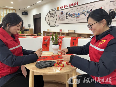 多方联动护春运 温馨服务暖归途