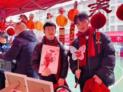 逛大集、赏非遗、找工作、遇良缘—— 刘家隔镇首届乡村年货节暨新春招聘会热闹开场