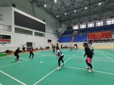 汉川市“迎春杯”羽毛球双打邀请赛圆满落幕