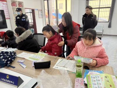 禁毒宣传进托管 守护童心助成长