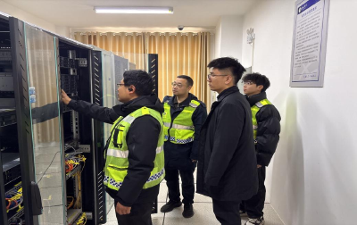 中洲收费站：强化节前安全保障 筑牢机电运行防线