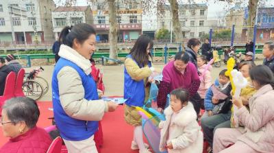 麻河寓教于乐村晚话禁毒