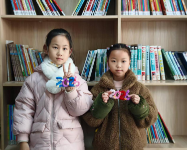 汉江书房田家分馆开展2026年迎新手工活动