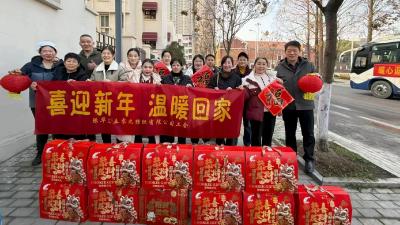 际华3509公司暖心护送外地职工平安返乡过年