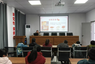 新堰镇中支村寒假托管班正式开课