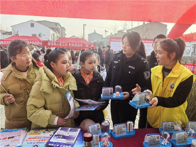 文艺搭台 禁毒唱戏！城隍社区借春晚、招聘会传递防毒正能量