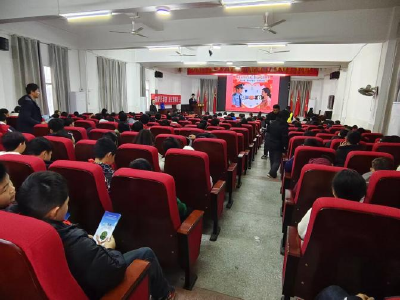 小孩哥“嗦粉吗？” 这粉有毒我们不嗦