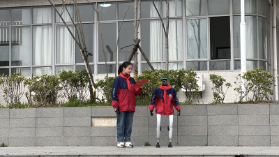 武汉市育才天屿湖实验学校：龙马精神启新程 雷锋精神伴成长  