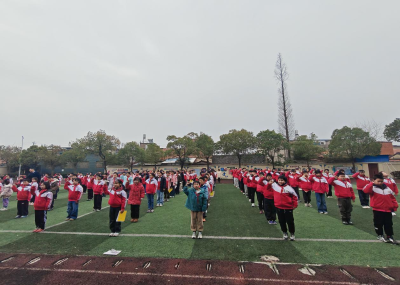 以少年之力，传雷锋之光