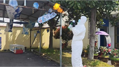 华严农场中心幼儿园应急小组成功处置校园蜂窝