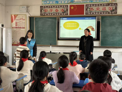 刘家隔镇开展开学“法治第一课”宣讲活动