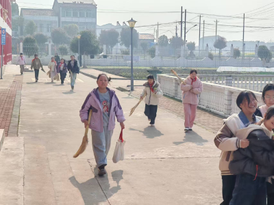 田二河镇小学开展“学雷锋、树新风”主题活动