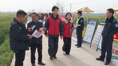 花海践初心 志愿暖春游