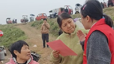 借台“唱”好禁毒戏，湾潭乡禁种铲毒宣传接地气