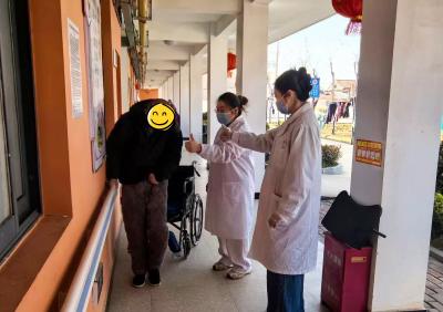 从卧床到站立 五个月医养守护让生命重拾尊严