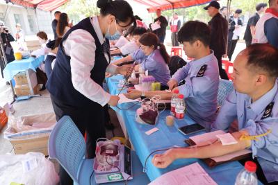 一抹税务蓝，一片赤子心——汉川税务无偿献血暖人心