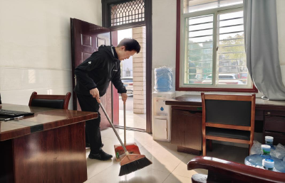 刘家隔镇：机关卫生“小整治”推动作风“大提升”